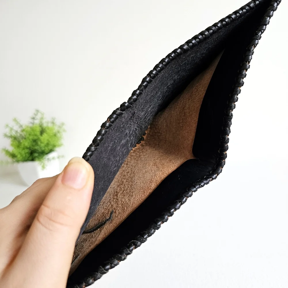 Vintage Tooled Tan Leather Wallet Bi-fold Billfold Tan Brown Floral Leaf Design